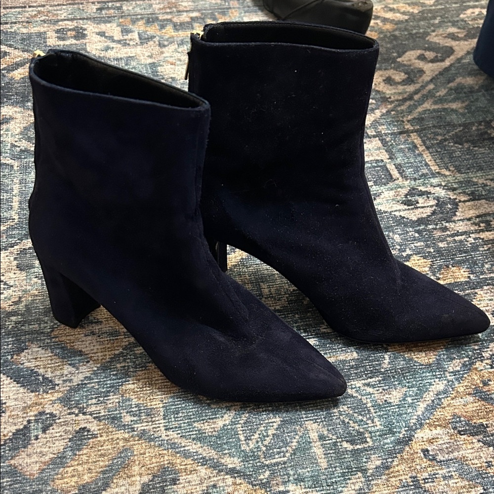 Club Monaco Navy Suede Pointed Toe Ankle Boots